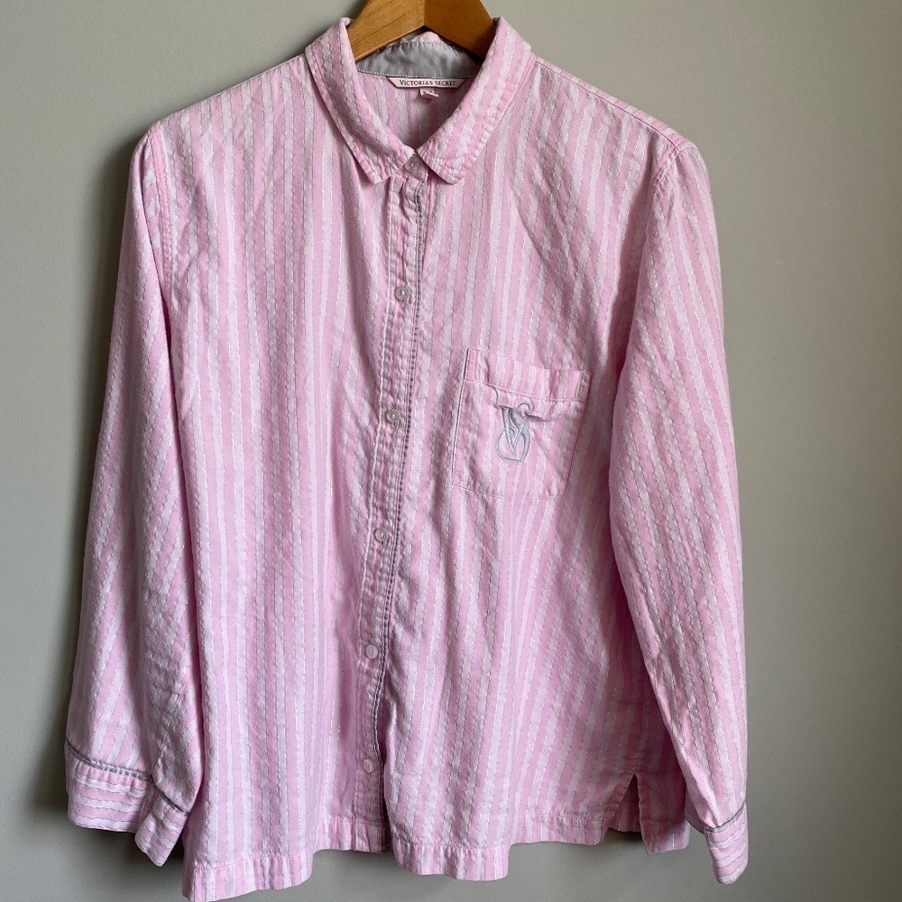 Victoria's Secret Women's‎ Long Sleeve Pink Button Up Sleep Shirt Size Medium